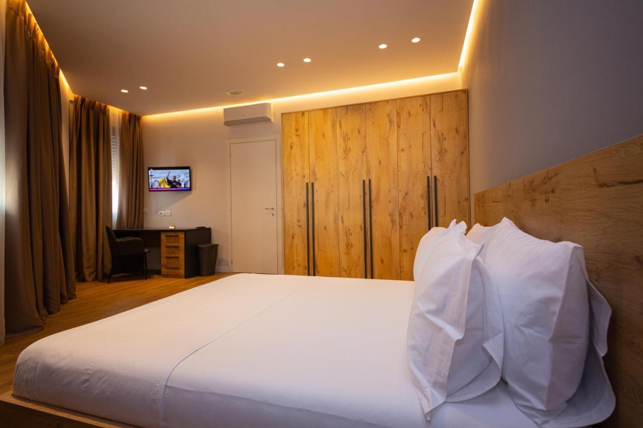 Central Chic Apartments Tirana Exterior photo